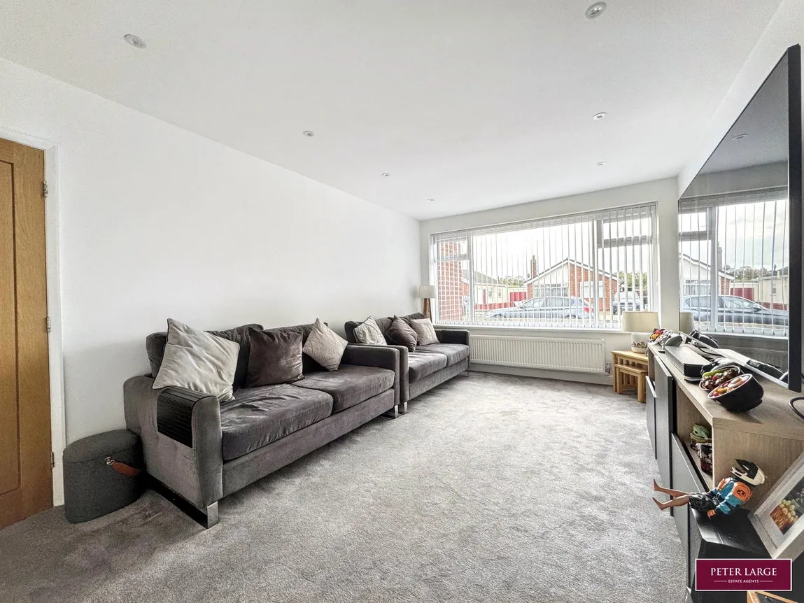 The Meadows, Prestatyn, LL19, photo 2