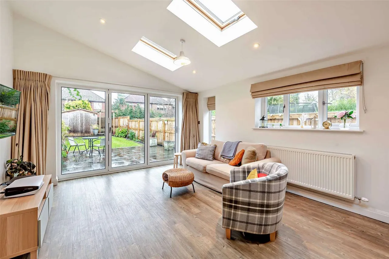 Nursery Lane, Wilmslow, SK9, photo 3