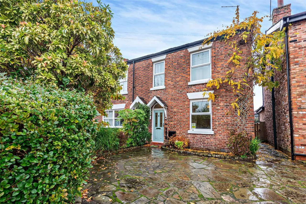 Nursery Lane, Wilmslow, SK9, photo 2