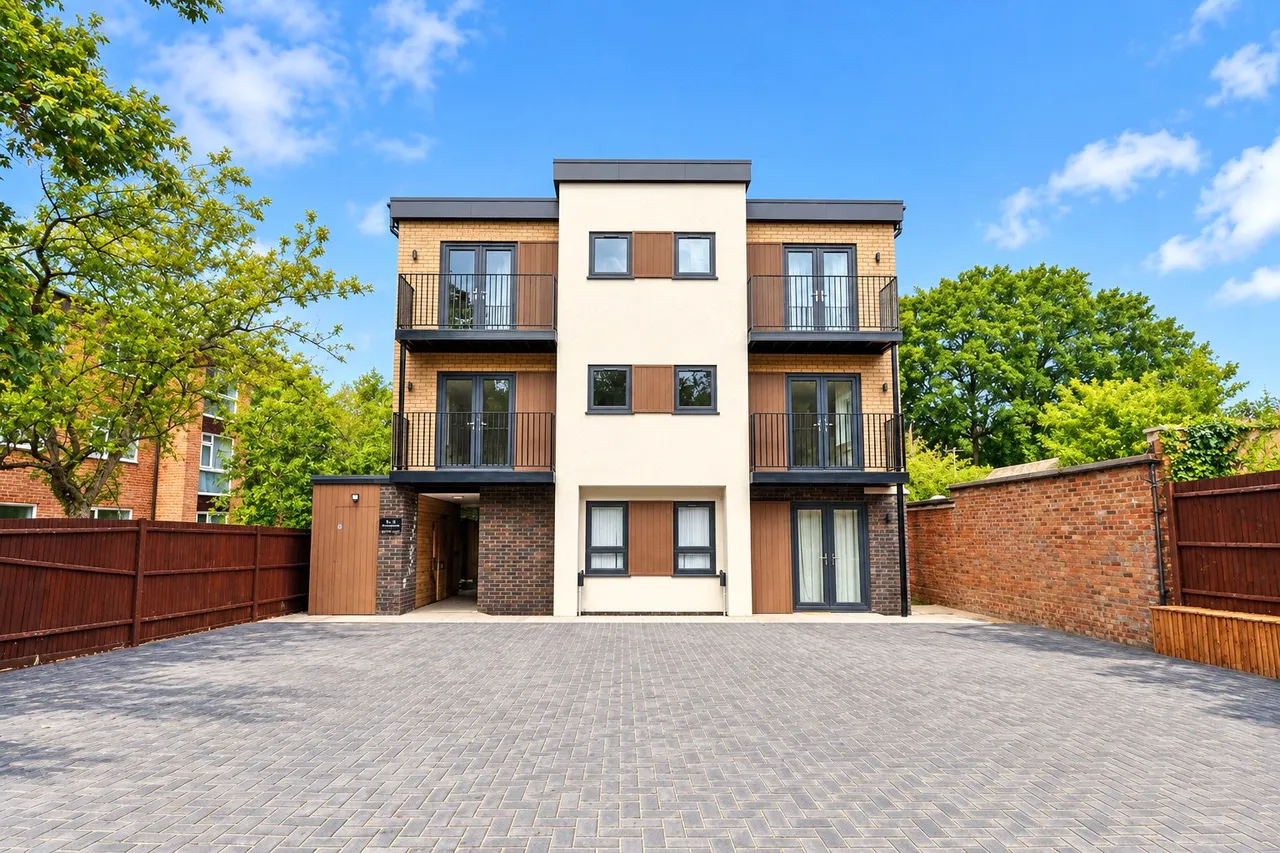 1 bed flat for sale, St. Johns Road, Woking, GU21