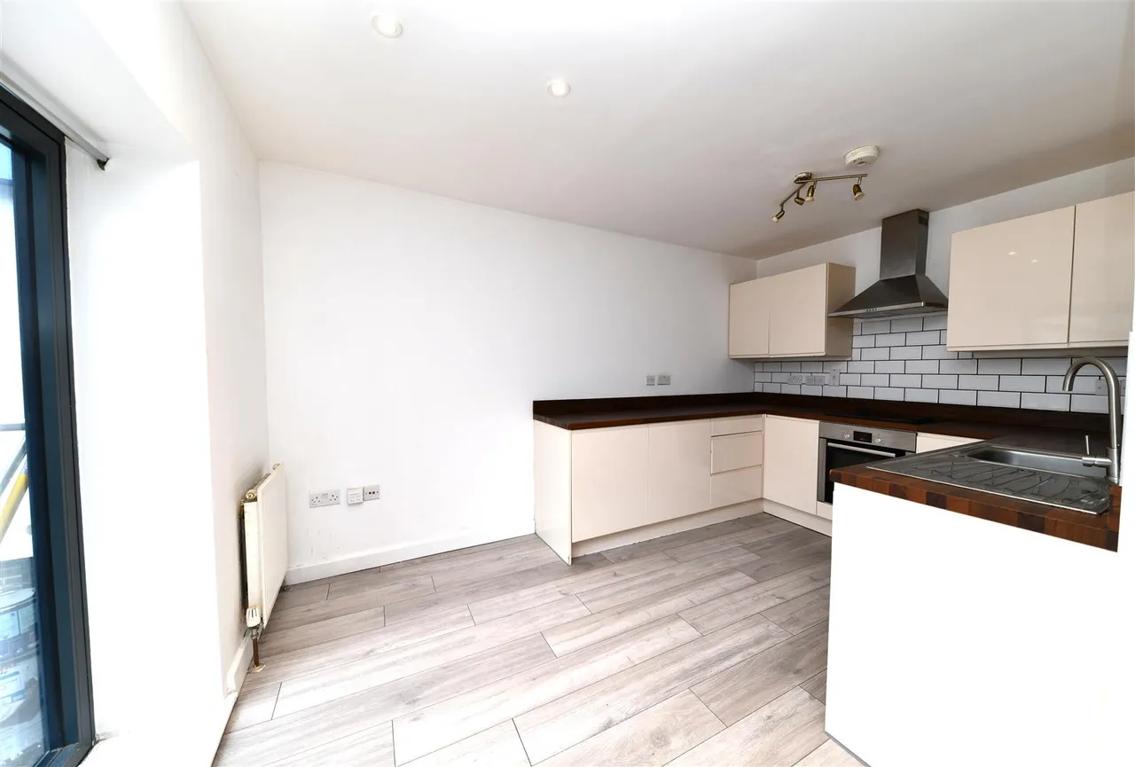 Swingate, Stevenage, SG1 1AS, photo 5
