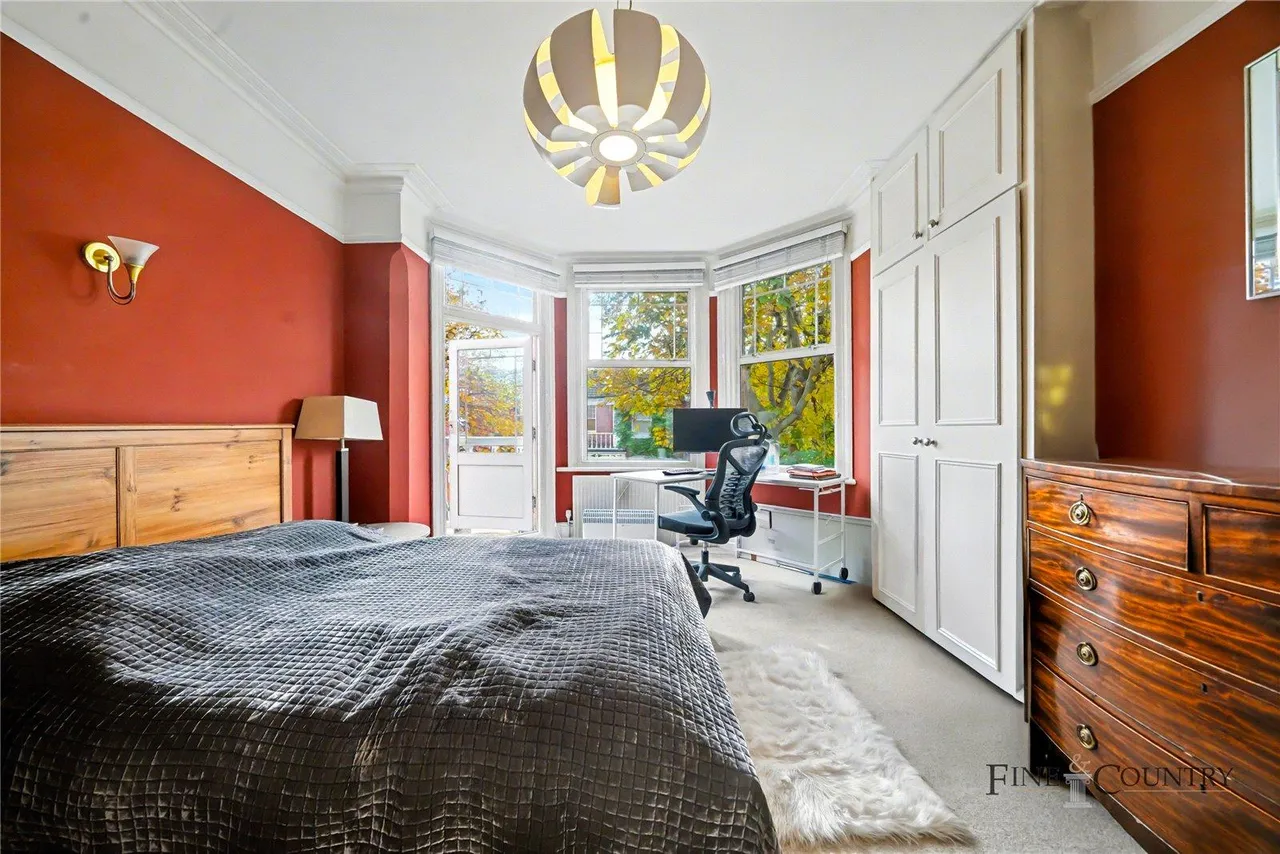 Dewsbury Road, London, photo 15