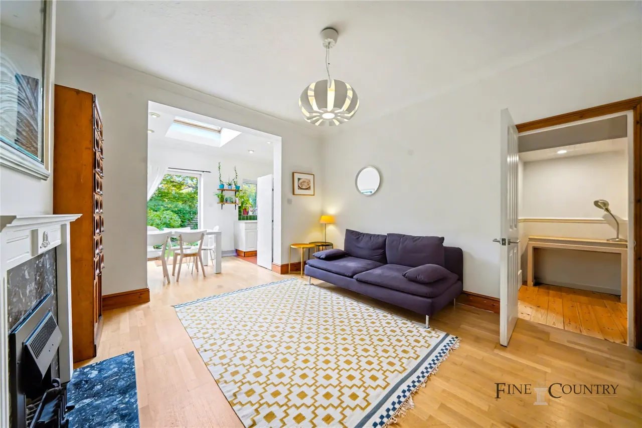 Dewsbury Road, London, photo 4