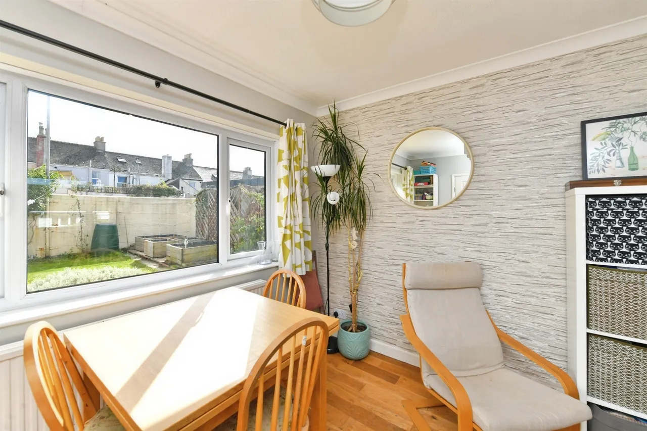 Longmeadow Road, Saltash, photo 9