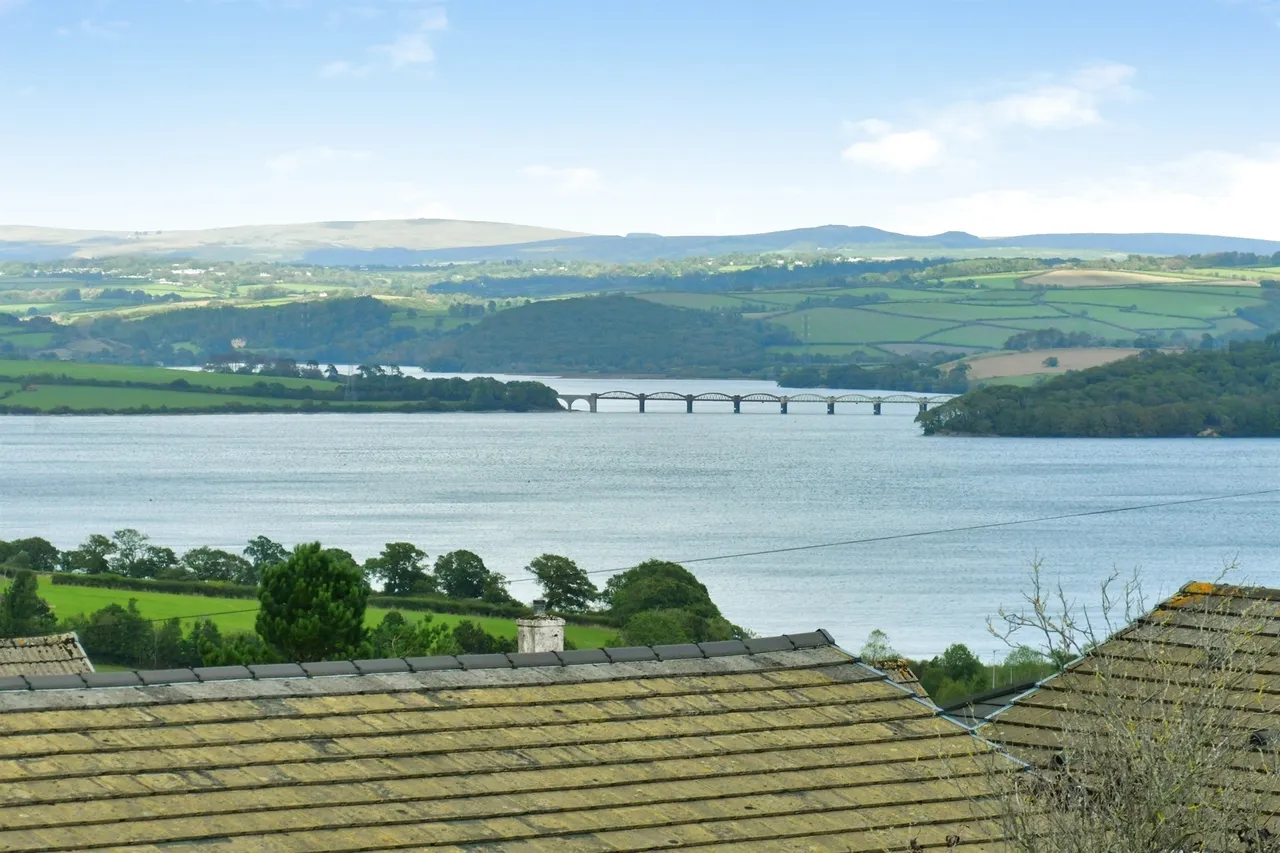 Longmeadow Road, Saltash, photo 5