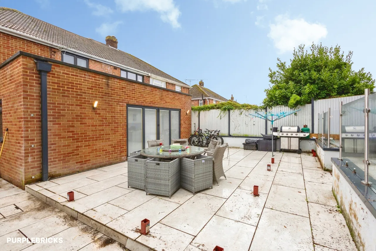 Wigan Crescent, Bedhampton, PO9, photo 10