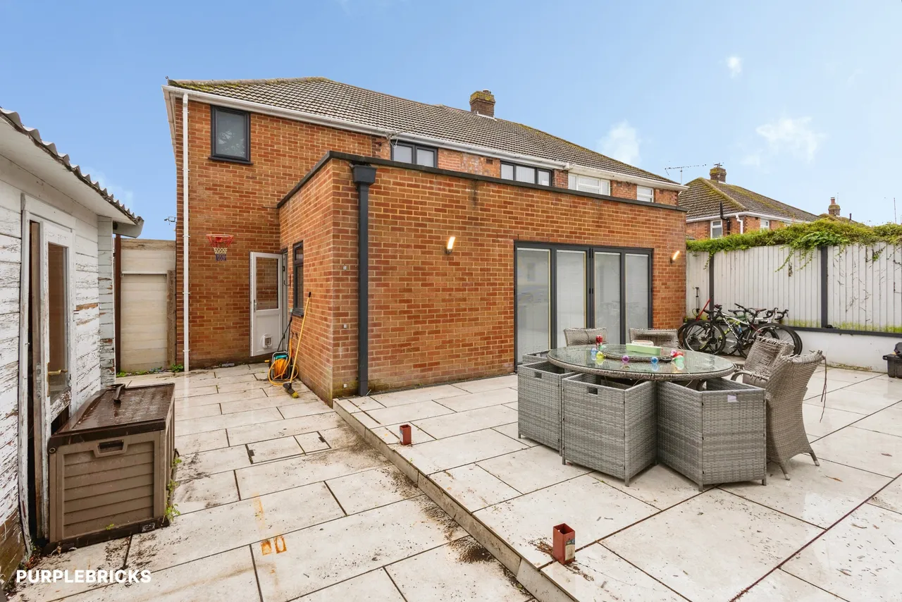 Wigan Crescent, Bedhampton, PO9, photo 7