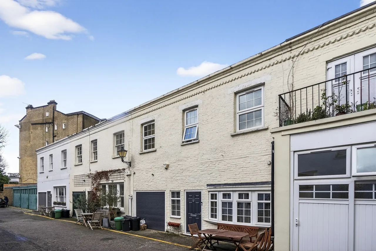 3 bed house for sale — Lexham Gardens Mews, London