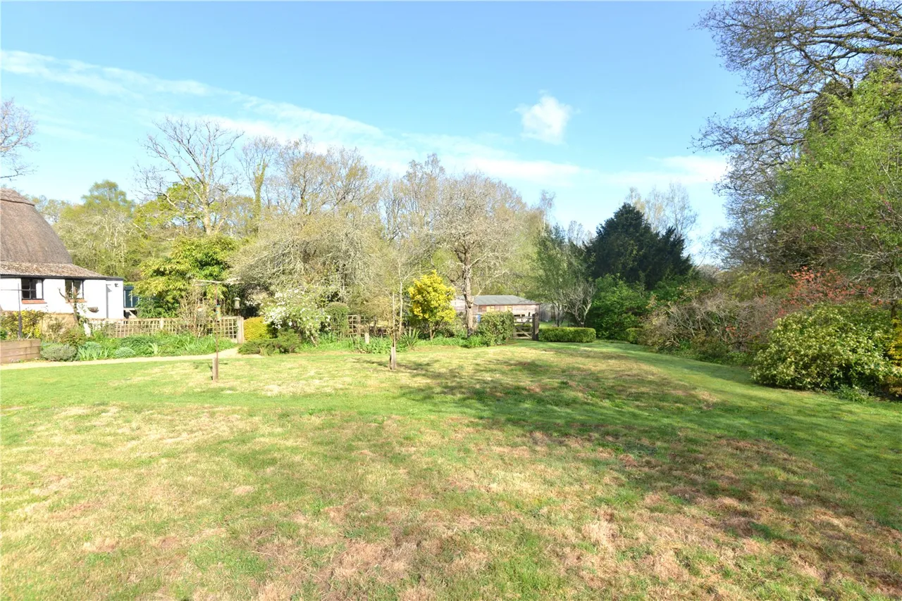 Rockbourne Road, Sandleheath, Fordingbridge, Hampshire, SP6 1QF, photo 16