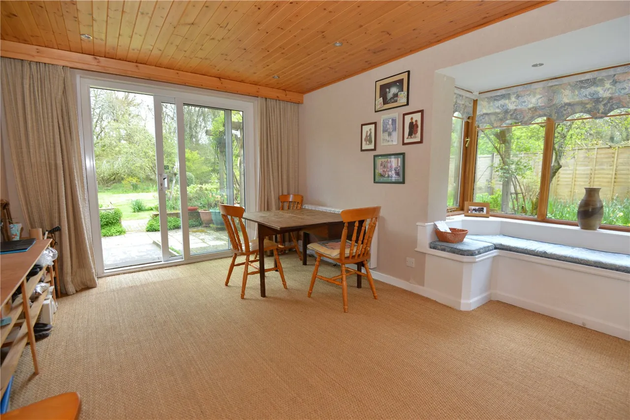 Rockbourne Road, Sandleheath, Fordingbridge, Hampshire, SP6 1QF, photo 6
