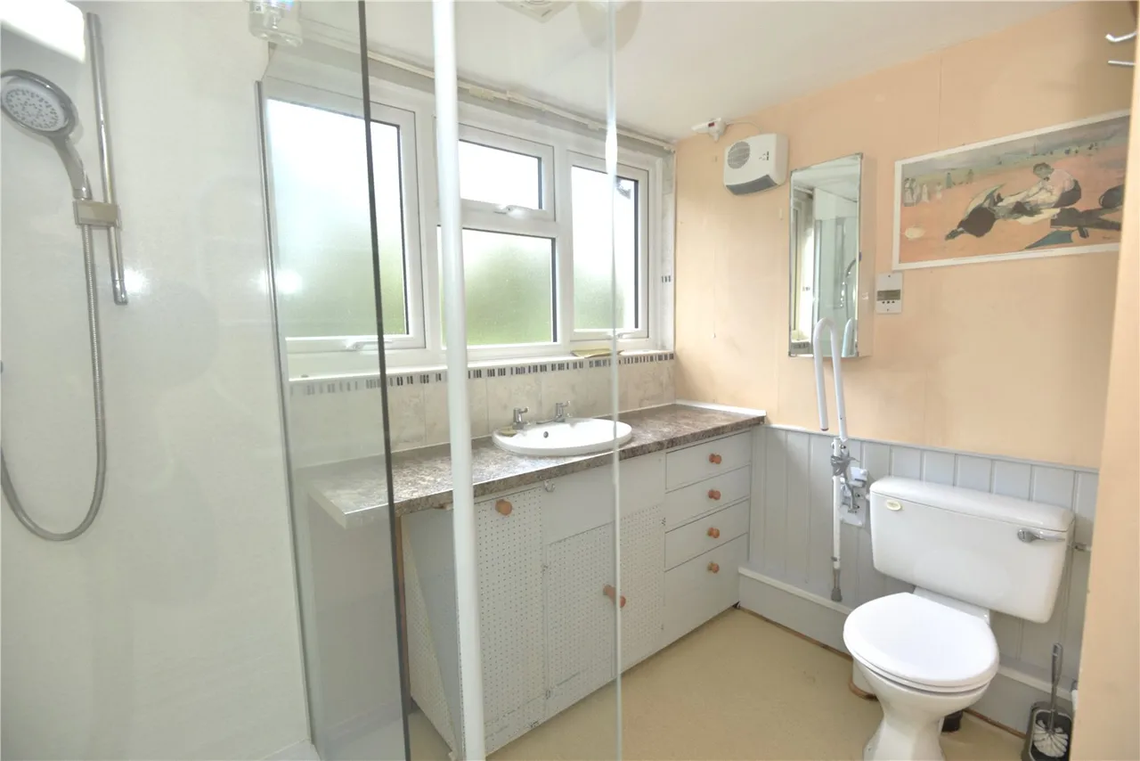 Rockbourne Road, Sandleheath, Fordingbridge, Hampshire, SP6 1QF, photo 12