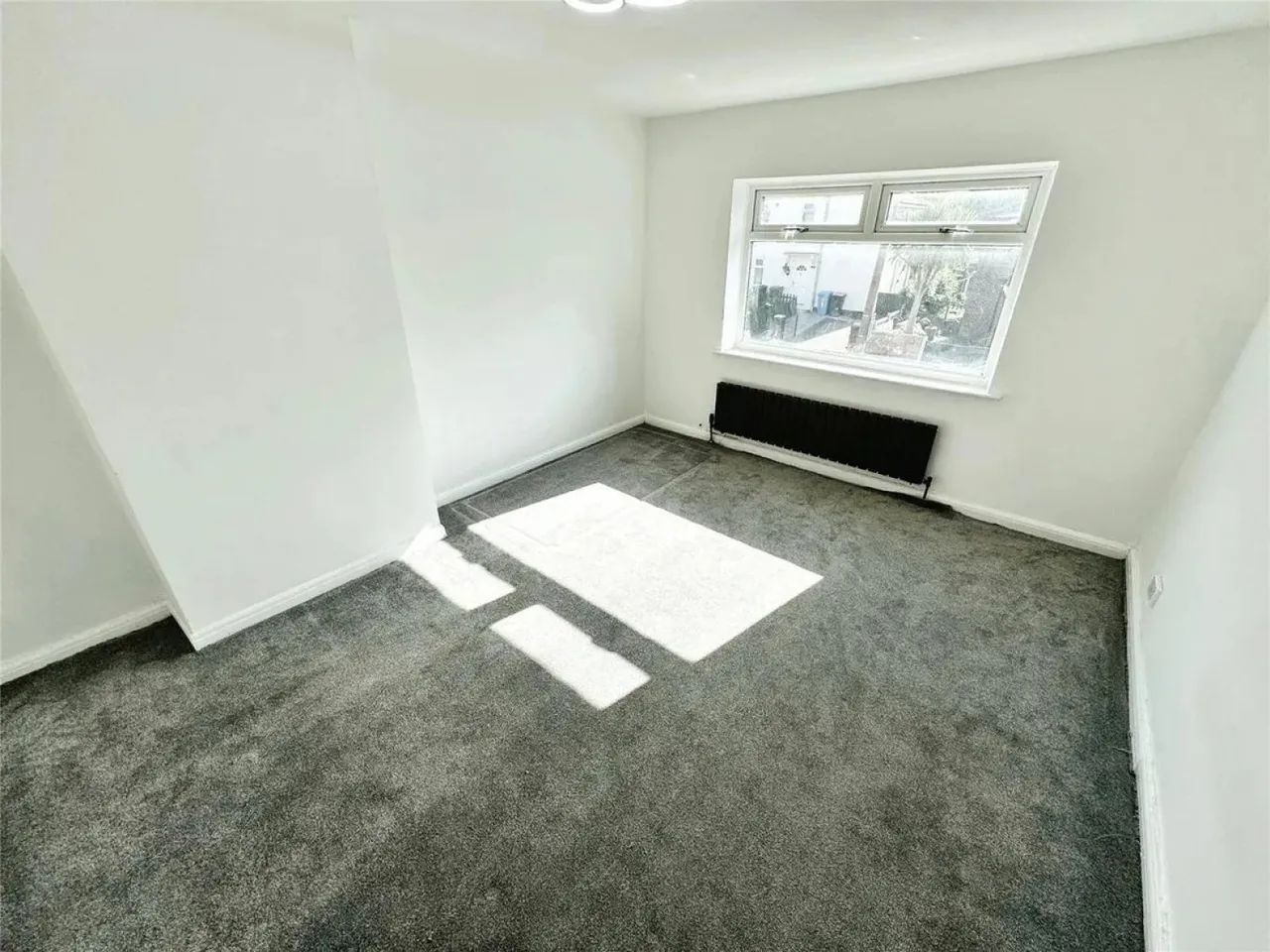 Beechfield Road, Swinton, M27, photo 4