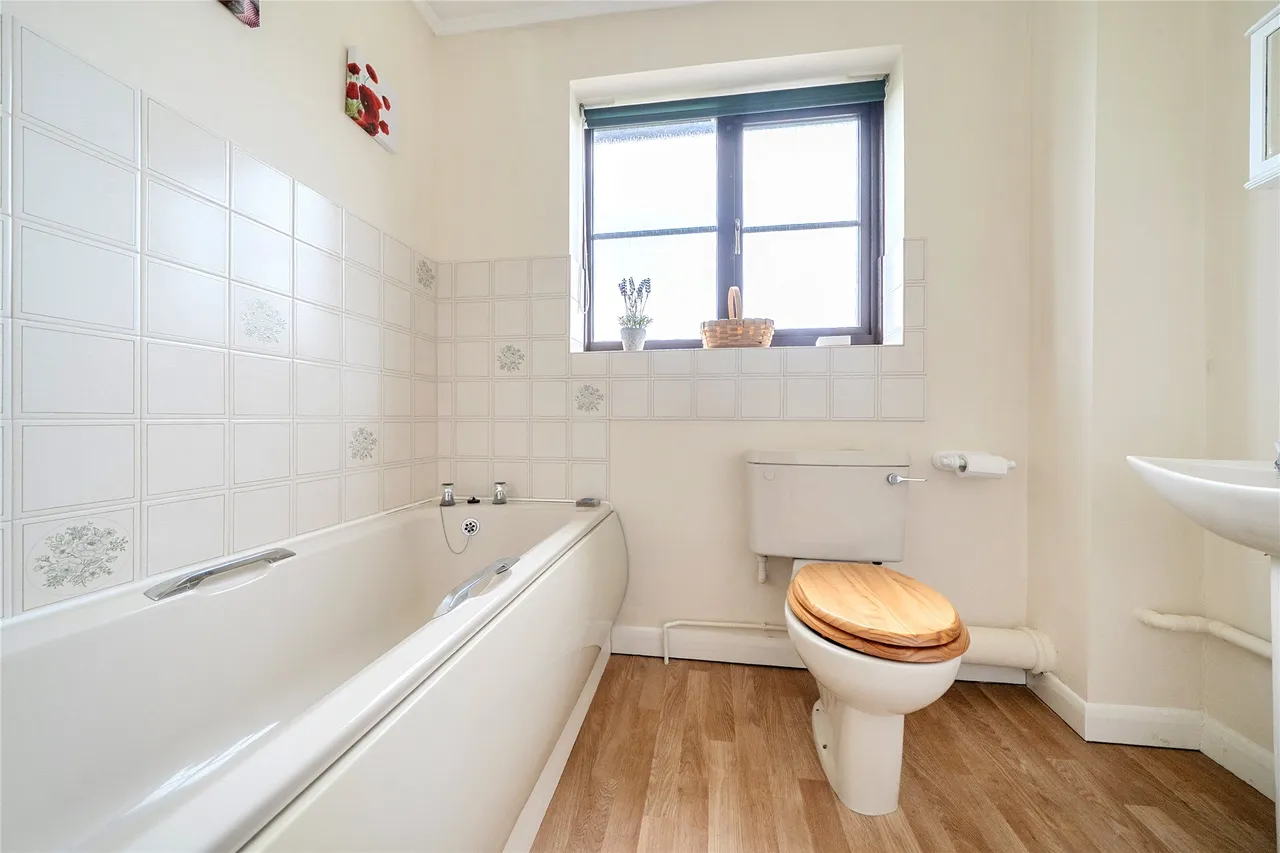 Hawkswood, Olney, MK46, photo 18