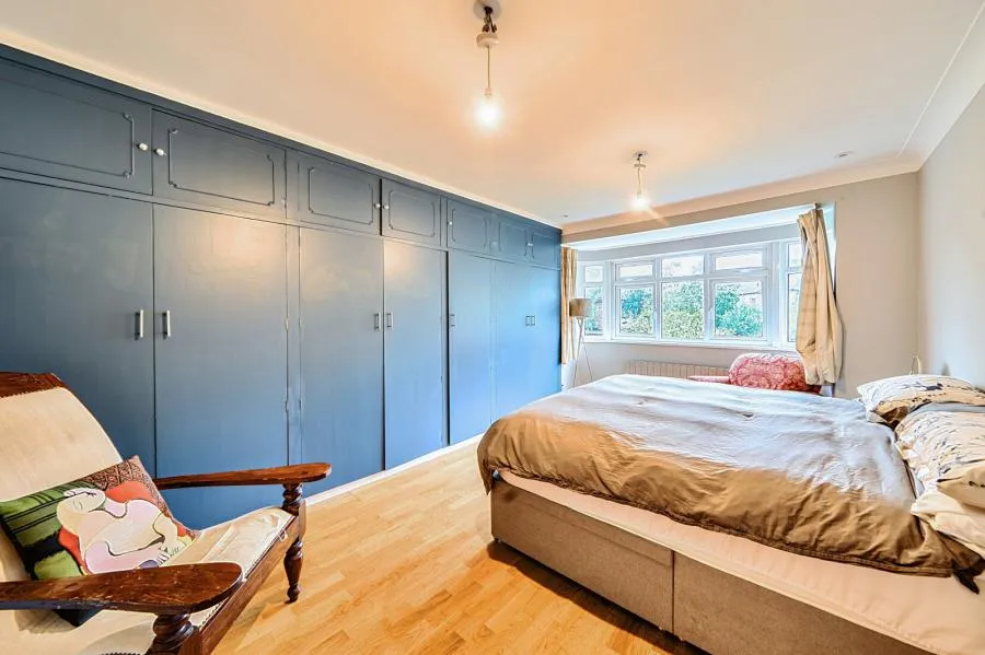 Hillcrest Gardens, London, N3, photo 11