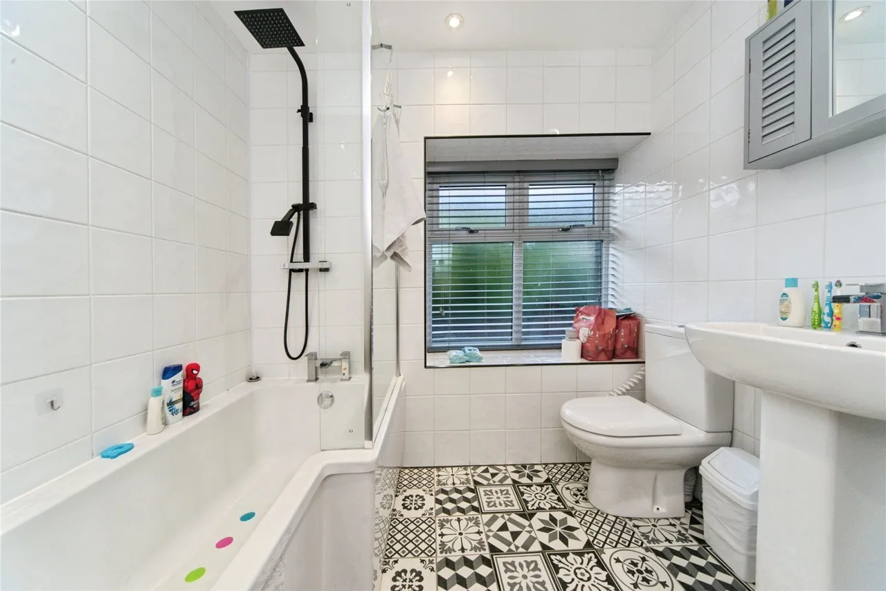 Burrow Down, Eastbourne, BN20, photo 14