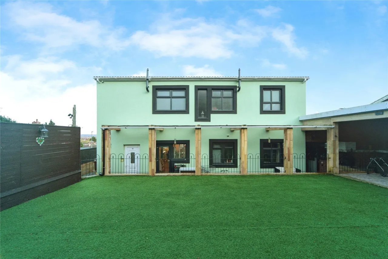 Burrow Down, Eastbourne, BN20, photo 32