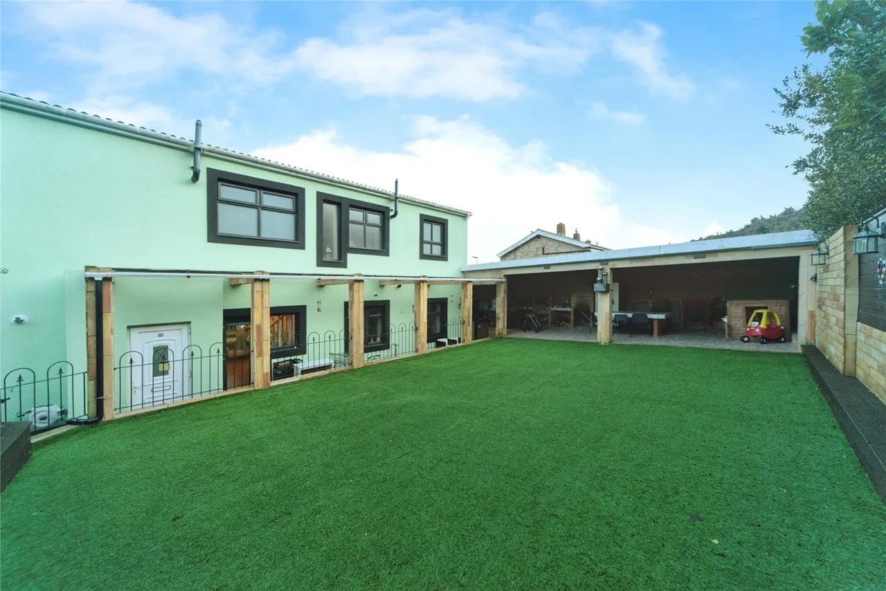 Burrow Down, Eastbourne, BN20, photo 11