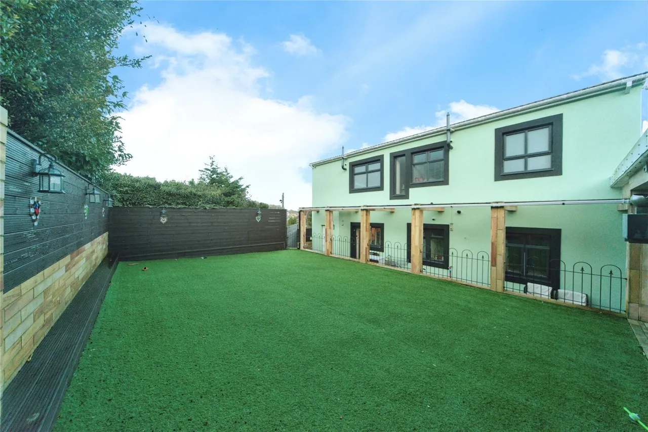 Burrow Down, Eastbourne, BN20, photo 31