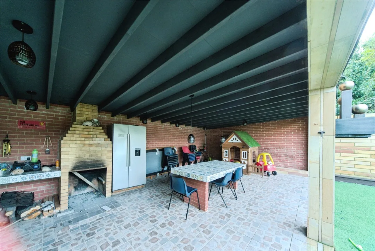 Burrow Down, Eastbourne, BN20, photo 29
