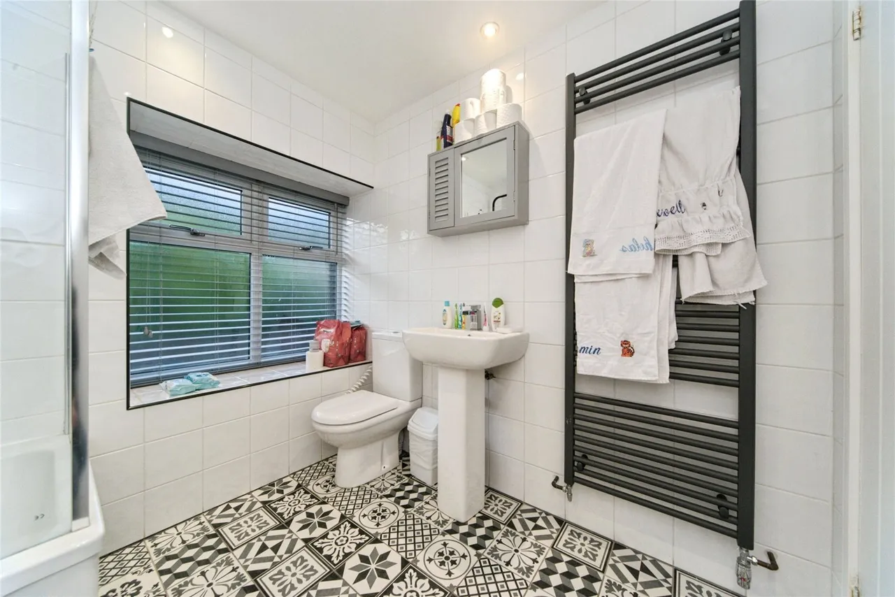 Burrow Down, Eastbourne, BN20, photo 16