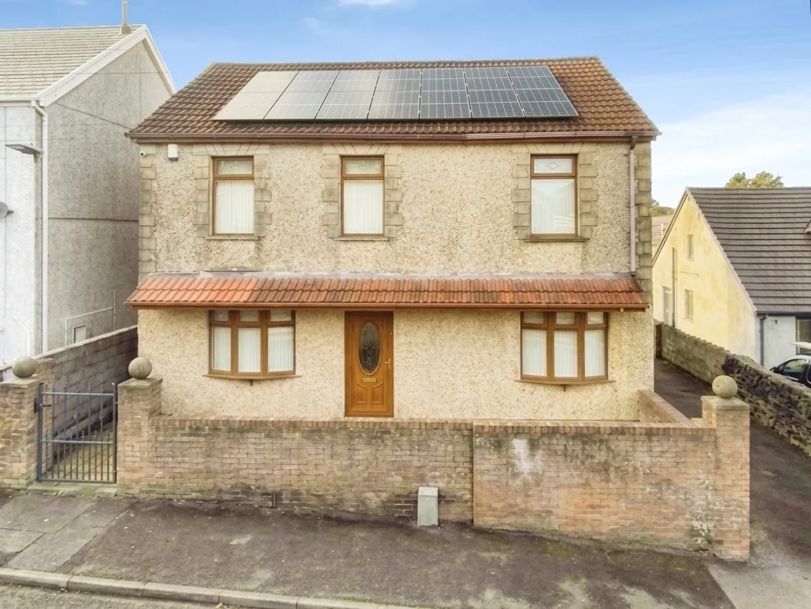 6 bed house for sale, Roger Street, Treboeth