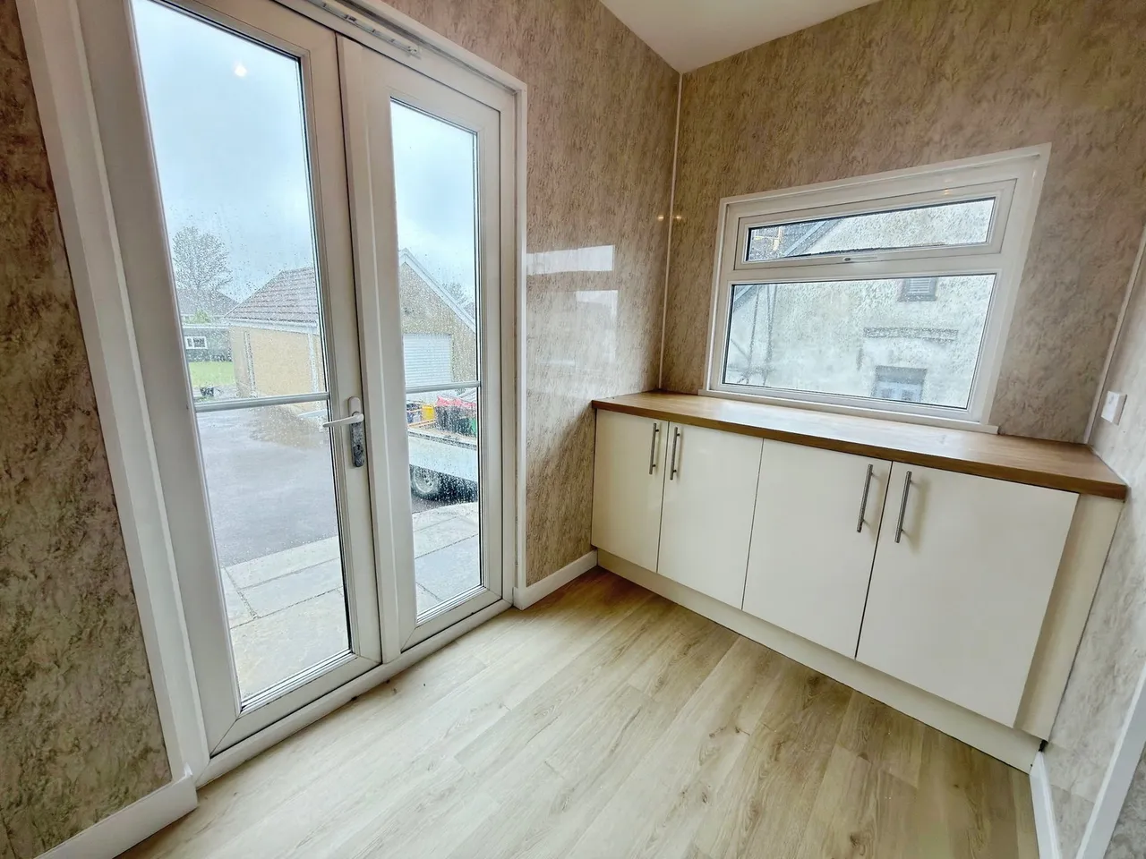 Roger Street, Treboeth, photo 13