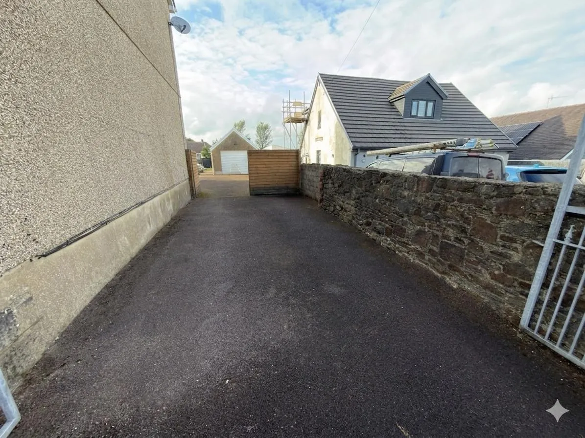 Roger Street, Treboeth, photo 34