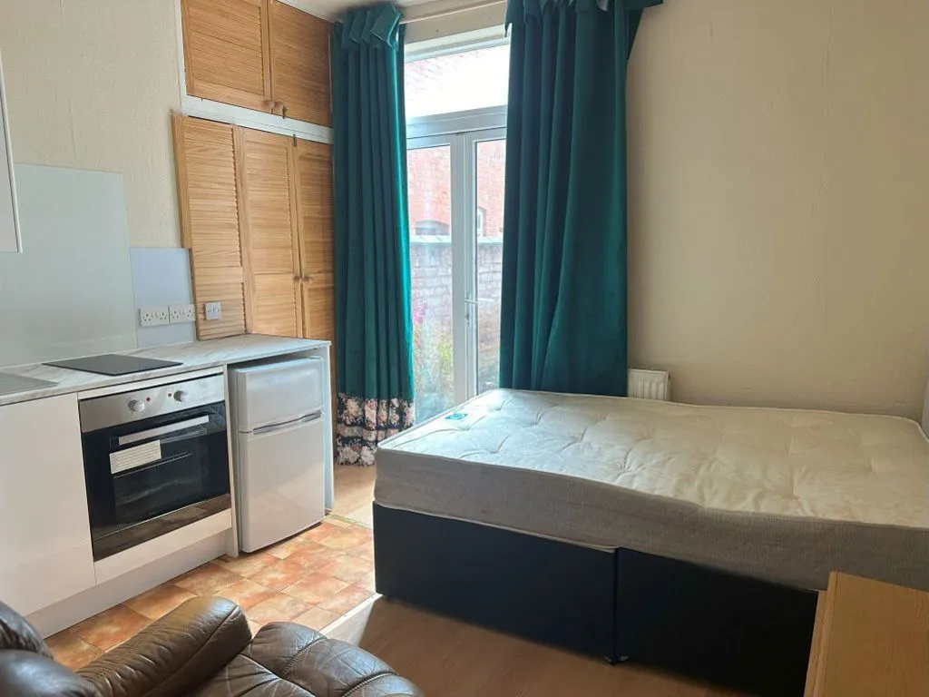 MERIDEN STREET, COUNDON, COVENTRY CV1 4DL, photo 4