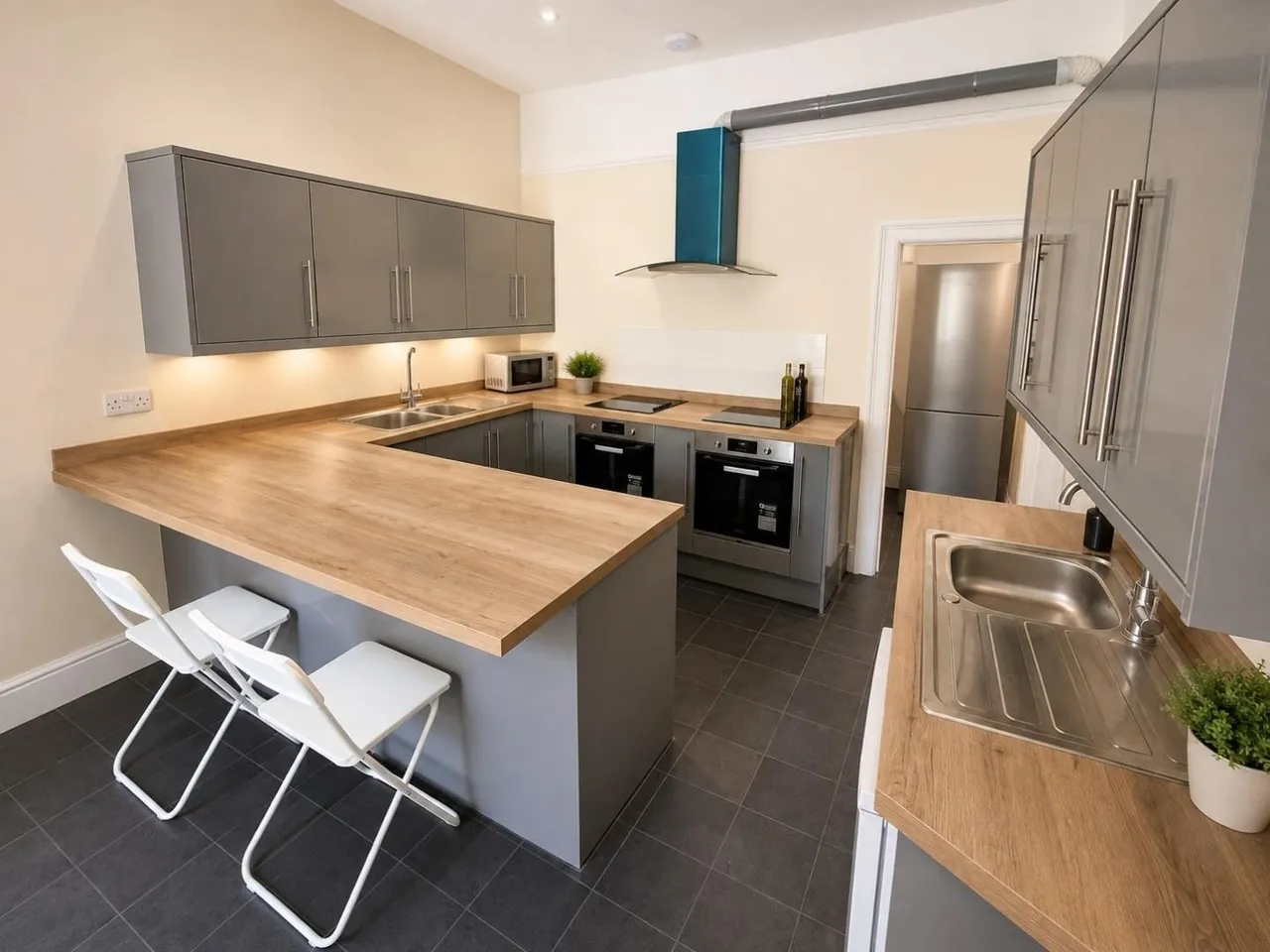 Paiges Lane, Barnstaple, photo 5