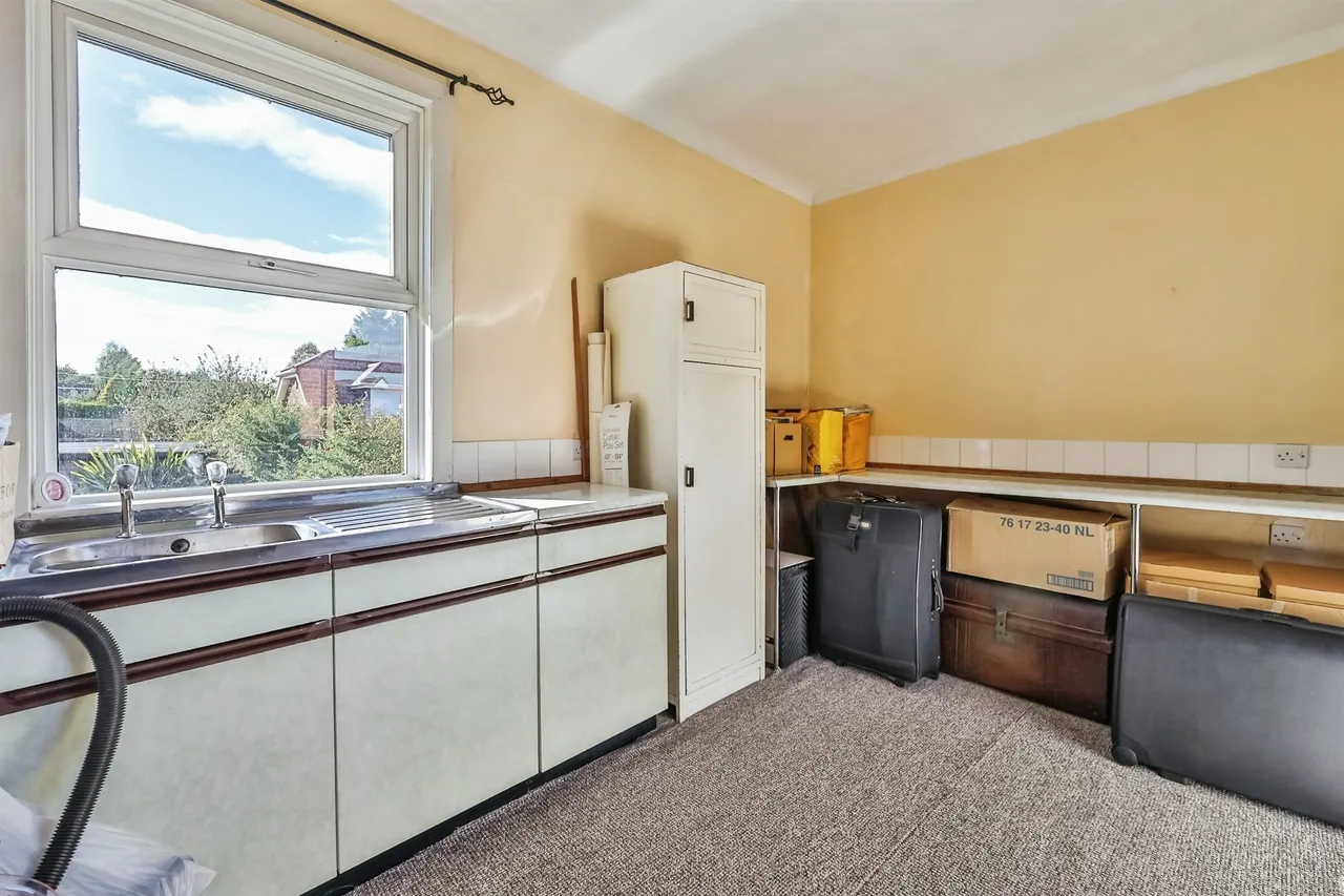 Wood Lane, Hucknall, NG15, photo 16