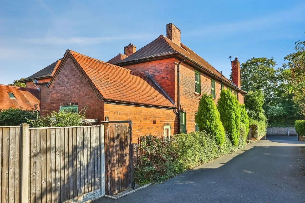 Wood Lane, Hucknall, NG15, photo 21