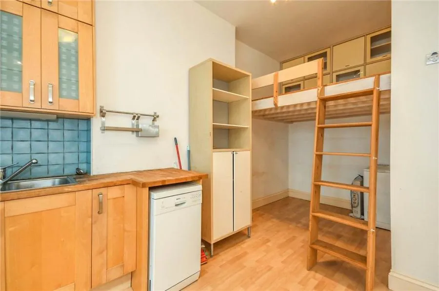 Durley Gardens, Bournemouth, BH2, photo 2