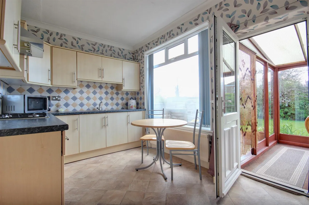 Anlaby Road, Hull, photo 6