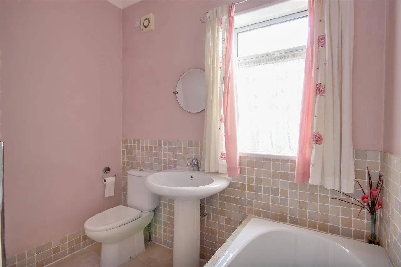 Anlaby Road, Hull, photo 9