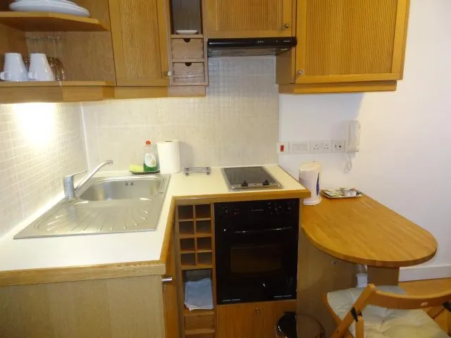 Cartwright Gardens, Bloomsbury, WC1H, photo 3