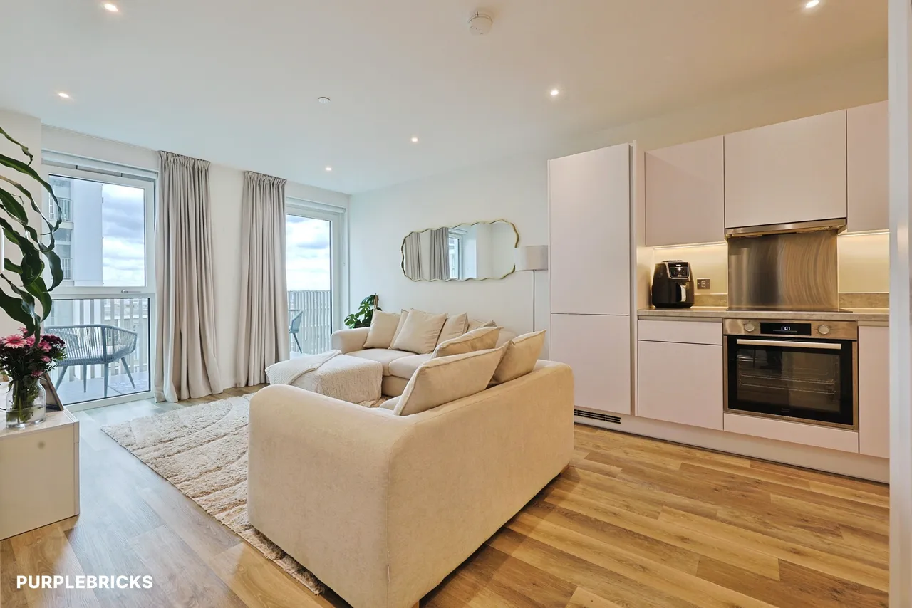 Park Boulevard, Shepherds Bush, W12, photo 2