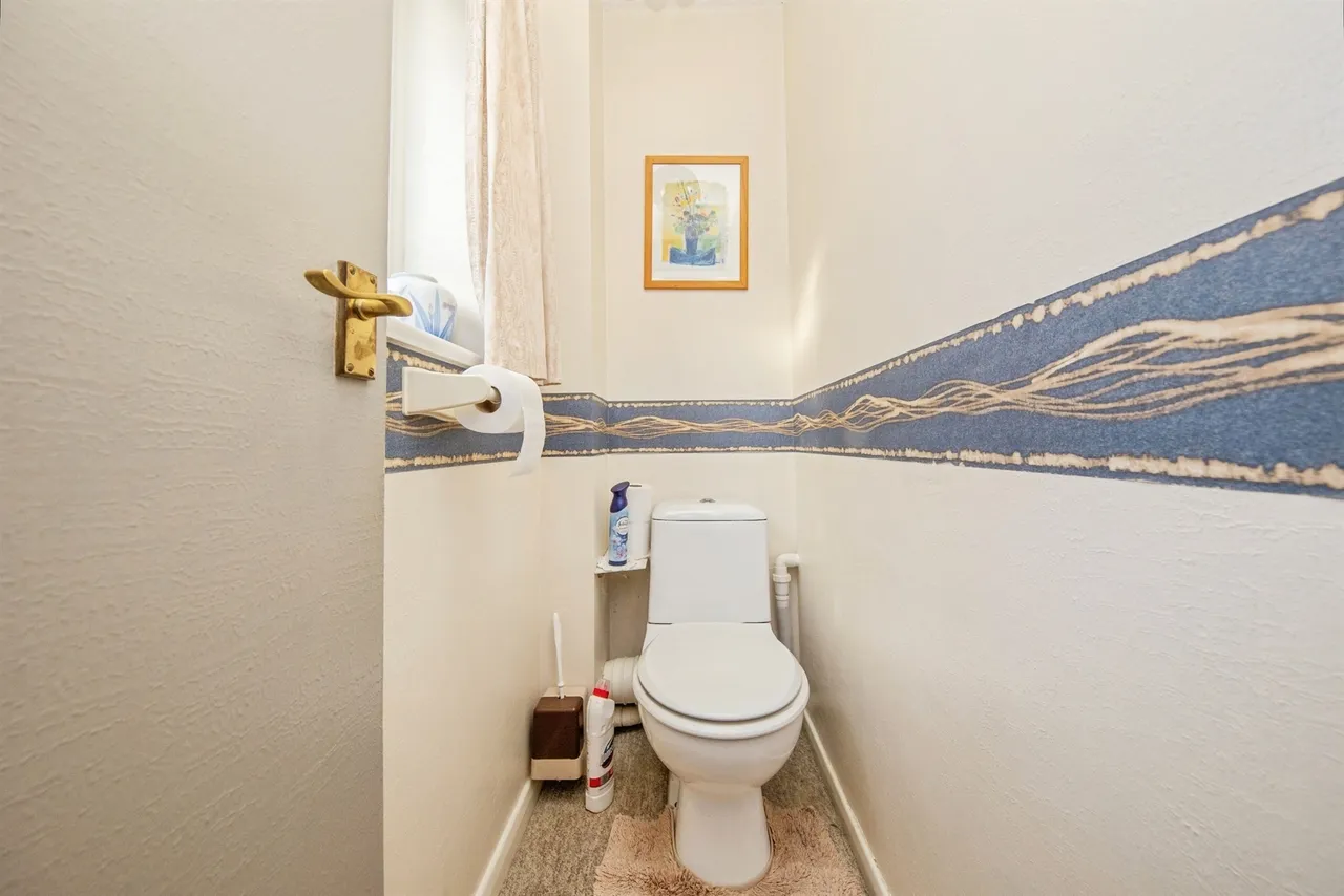 Sheriffs Way, Clacton-On-Sea, CO15, photo 10