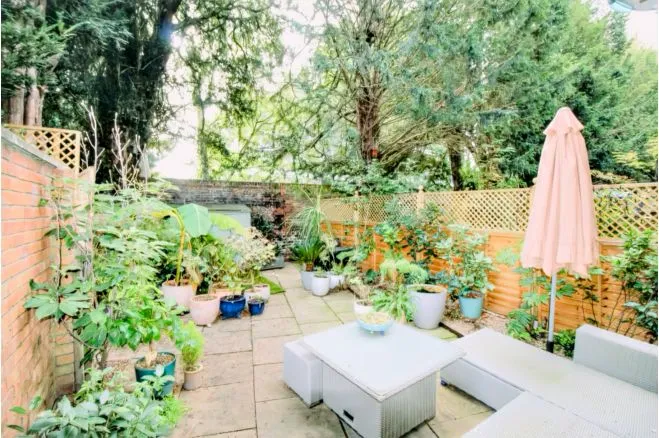 3 bed house for sale — Ferrars Court, Huntingdon