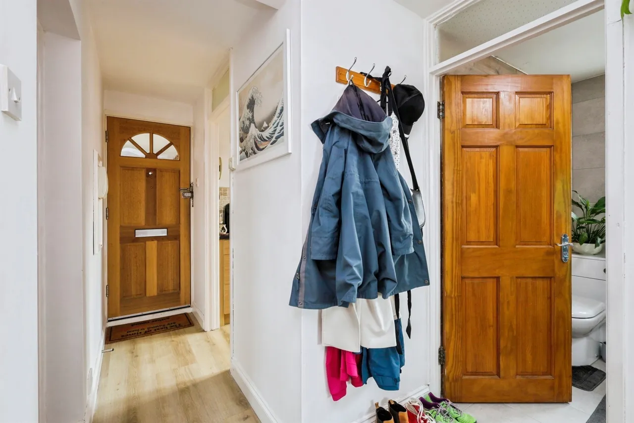 Leslie Street, Eastbourne, BN22, photo 13