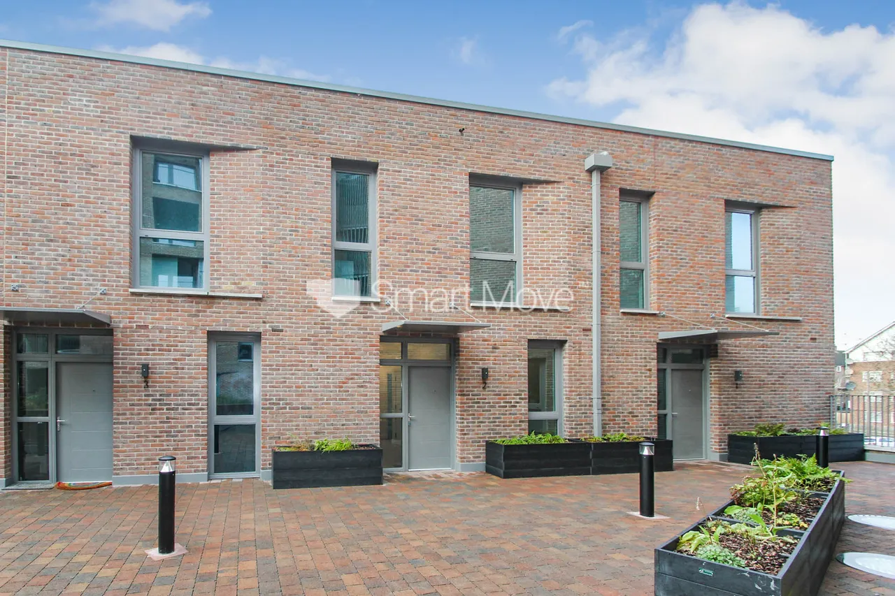 3 bed flat for sale, Stamford Road, N15