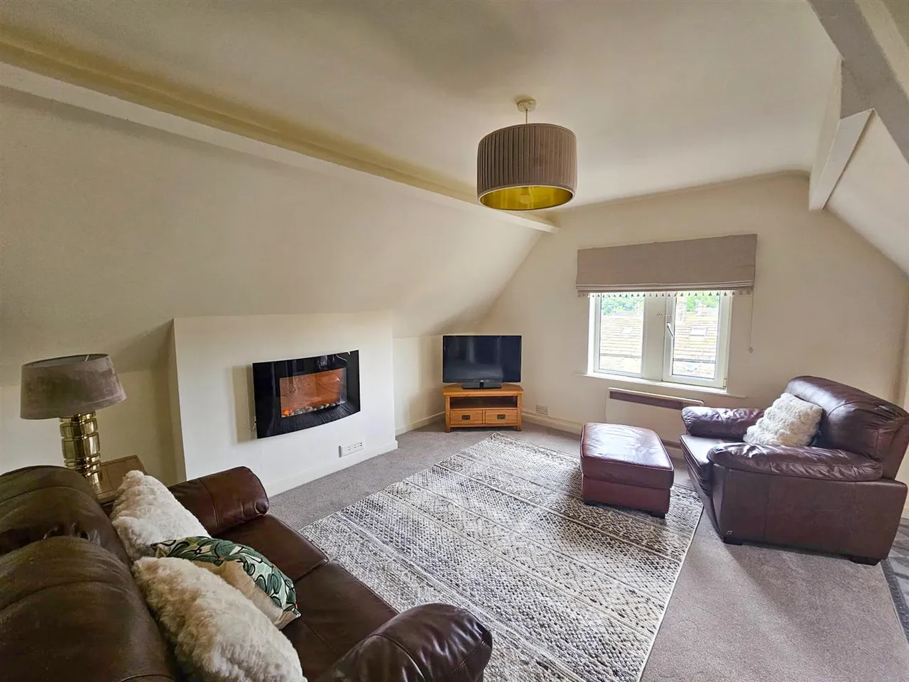 78 Bolton Road, Silsden, Keighley, BD20 0JY, photo 2