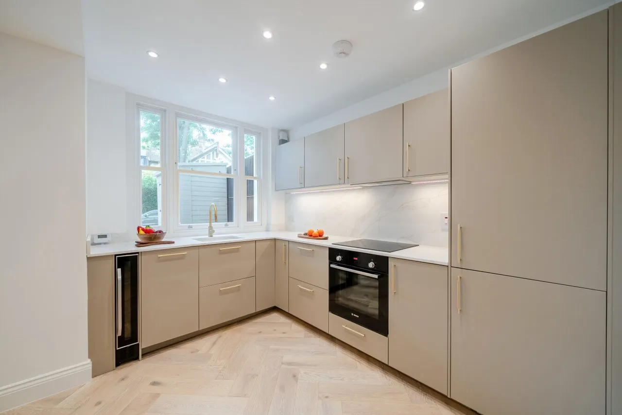 Seymour Road, Southfields, SW18, photo 3