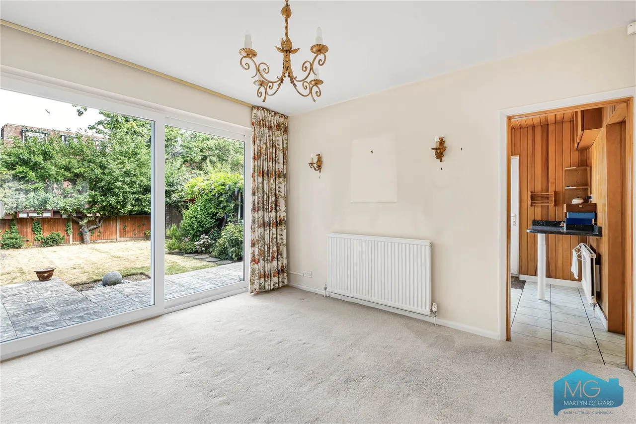 Howcroft Crescent, London, N3, photo 2