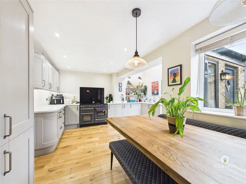 Albert Street, Victoria Garesfield, NE39, photo 4