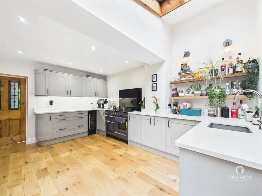 Albert Street, Victoria Garesfield, NE39, photo 5