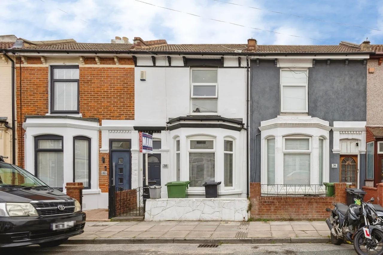 Paulsgrove Road, Portsmouth, PO2, photo 20