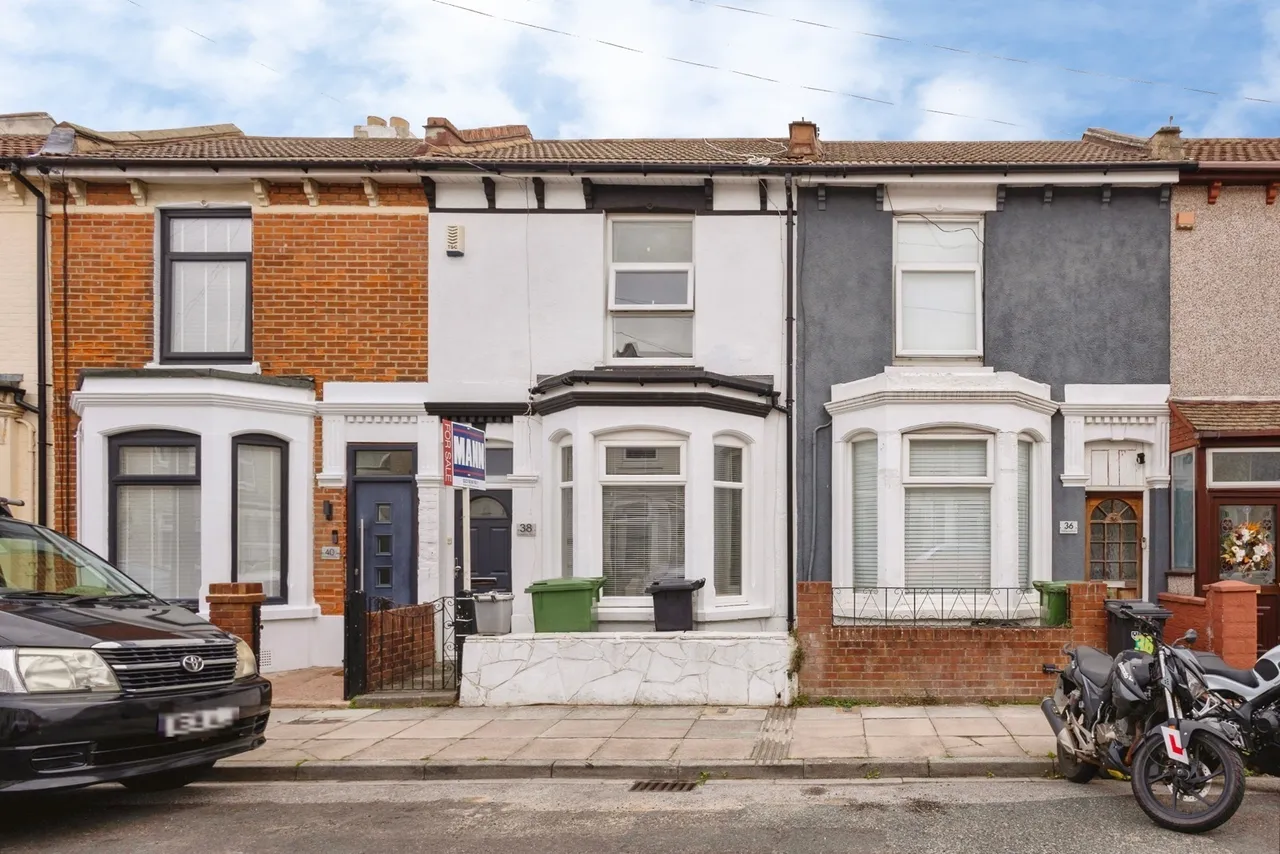 Paulsgrove Road, Portsmouth, PO2, photo 19