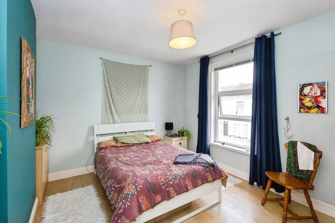 Paulsgrove Road, Portsmouth, PO2, photo 12