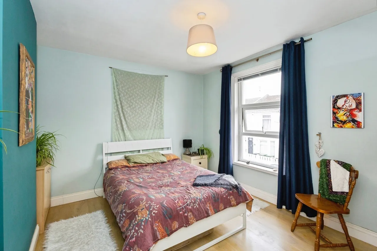 Paulsgrove Road, Portsmouth, PO2, photo 11