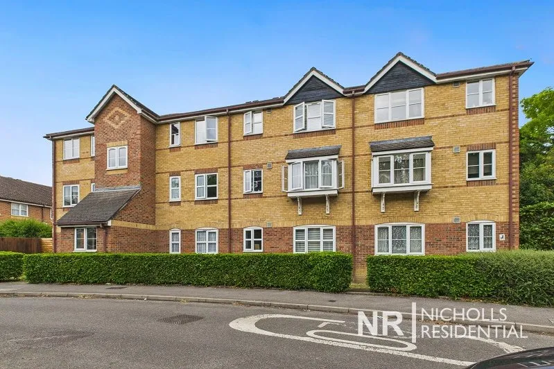 Donald Woods Gardens, Surbiton, KT5, photo 10